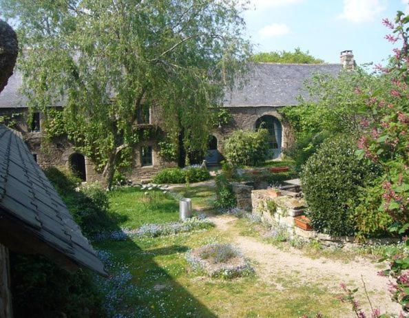 La Grange De Coatelan Hotel Plougonven Kültér fotó