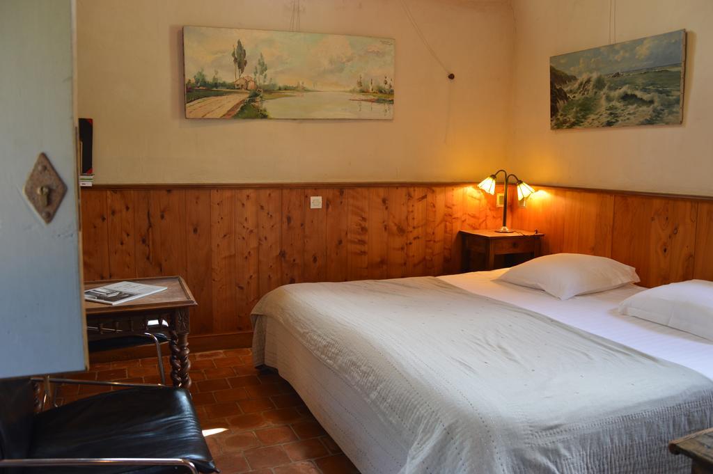 La Grange De Coatelan Hotel Plougonven Kültér fotó