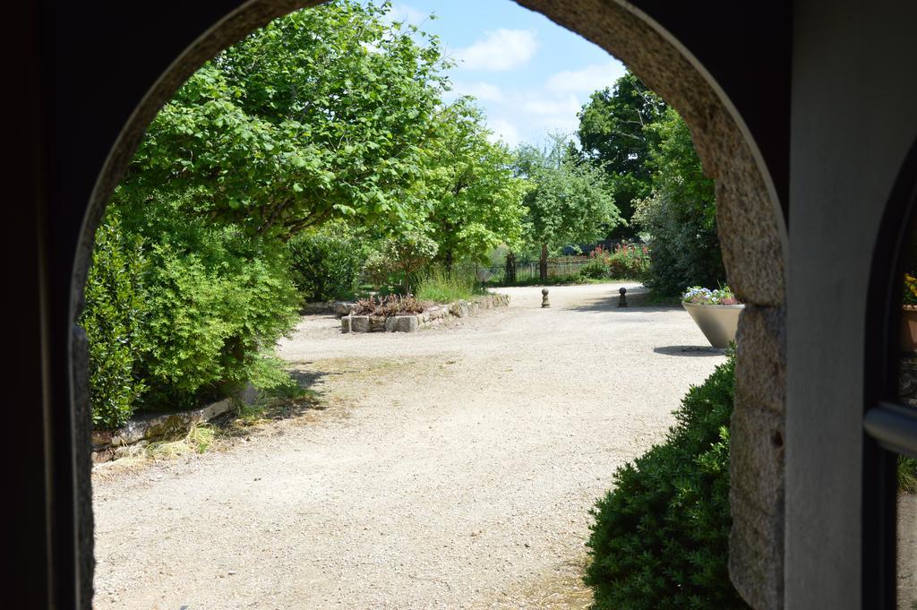 La Grange De Coatelan Hotel Plougonven Kültér fotó